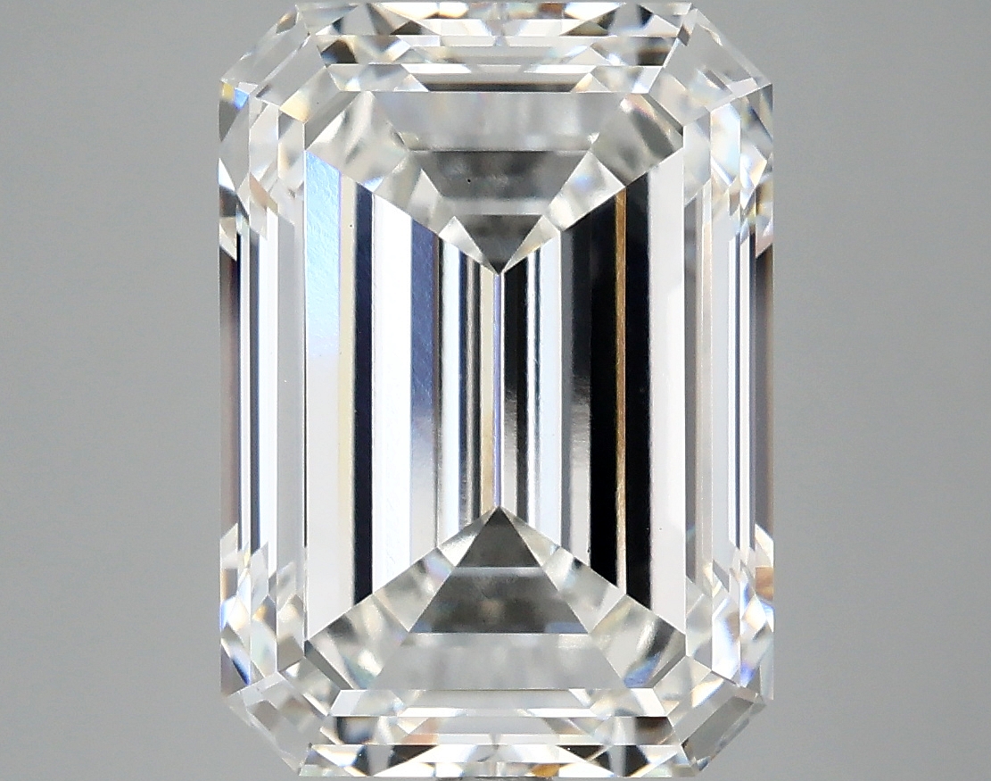 7.05 CT Emerald Diamond