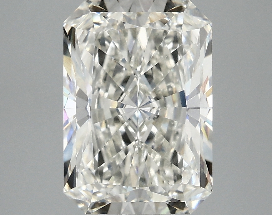 3.09 CT Radiant Diamond