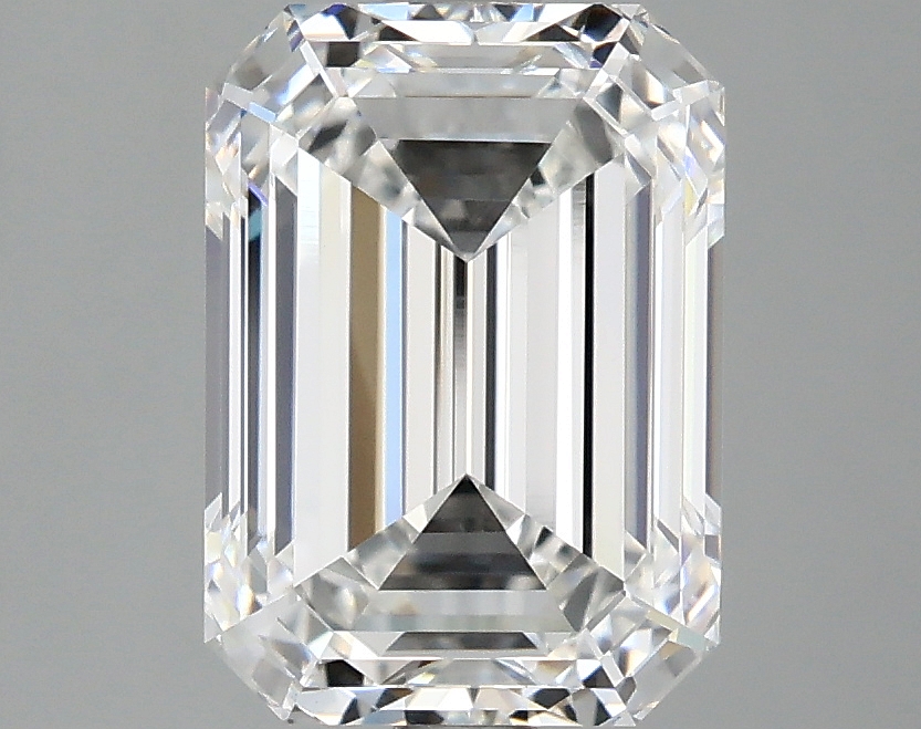 3.09 CT Emerald Diamond