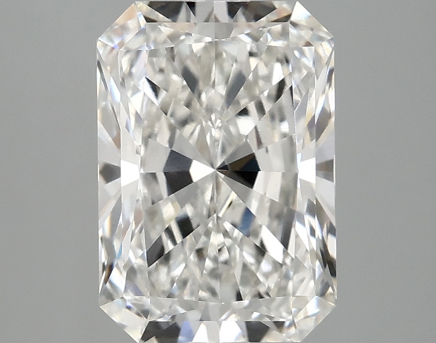 3.10 CT Radiant Diamond