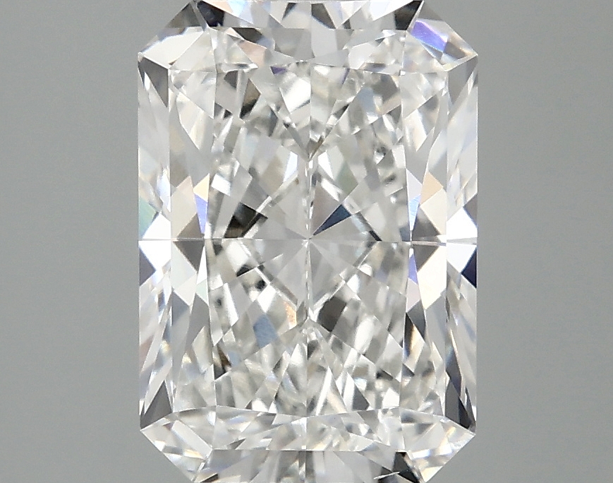 3.02 CT Radiant Diamond