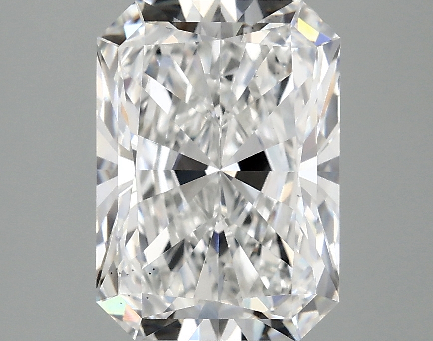3.10 CT Radiant Diamond