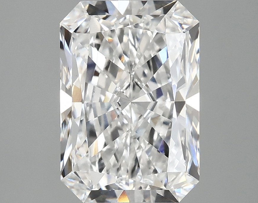 3.05 CT Radiant Diamond