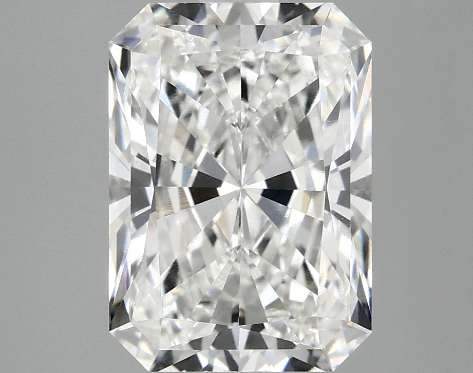 3.10 CT Radiant Diamond
