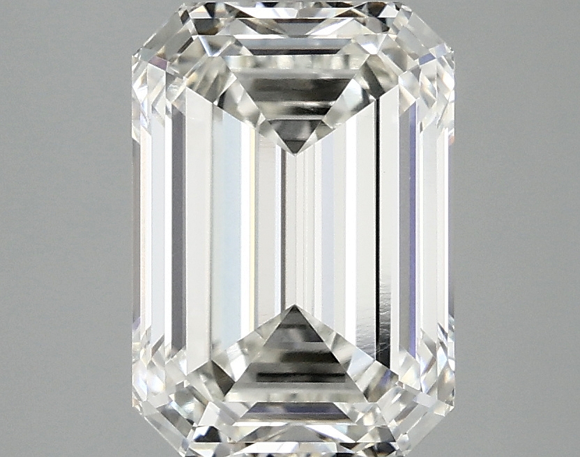 3.07 CT Emerald Diamond