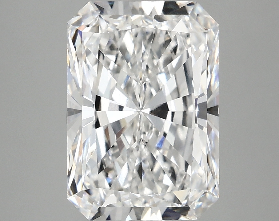 3.09 CT Radiant Diamond