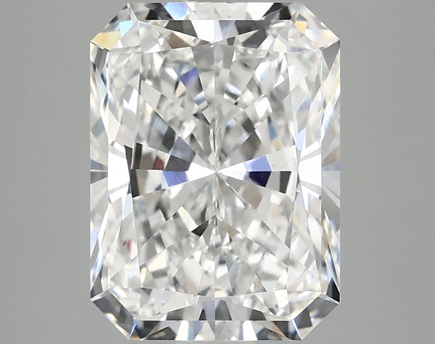 3.10 CT Radiant Diamond