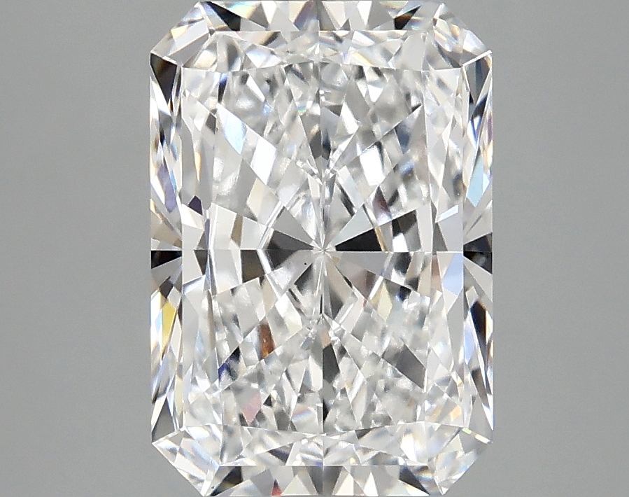 3.09 CT Radiant Diamond