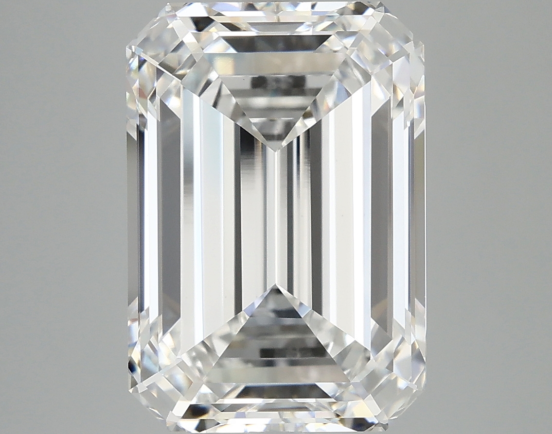 7.13 CT Emerald Diamond