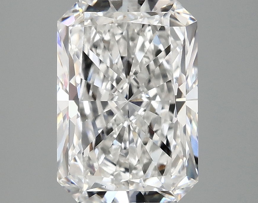 3.01 CT Radiant Diamond