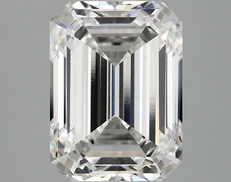 3.07 CT Emerald Diamond