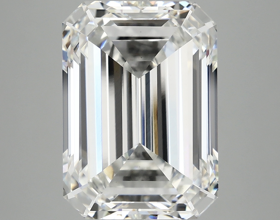 7.06 CT Emerald Diamond