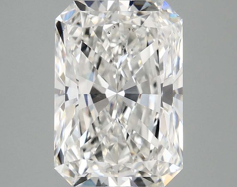 3.10 CT Radiant Diamond