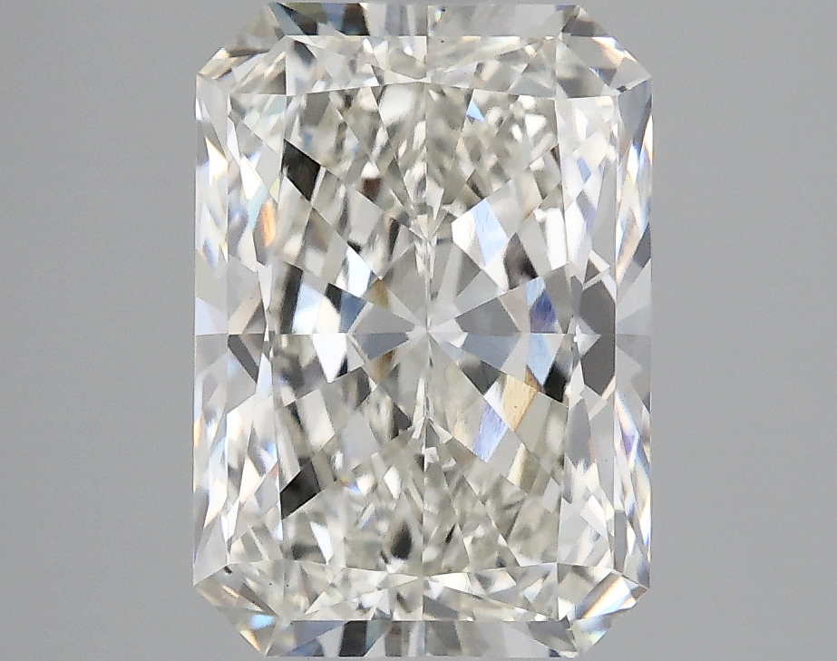 3.01 CT Radiant Diamond