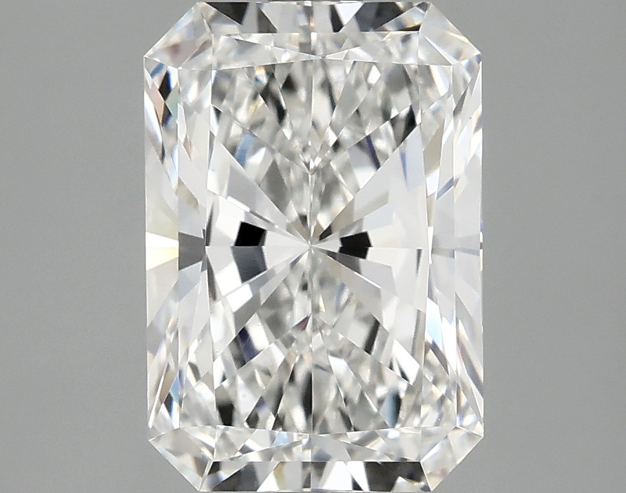 3.10 CT Radiant Diamond