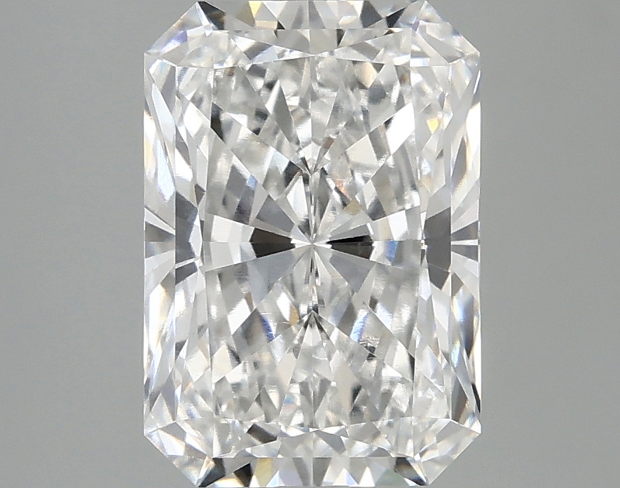 3.10 CT Radiant Diamond