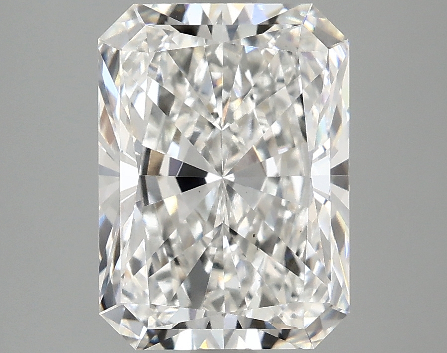 3.10 CT Radiant Diamond