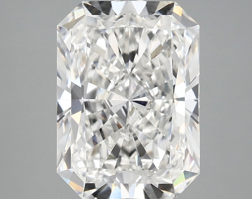 3.10 CT Radiant Diamond