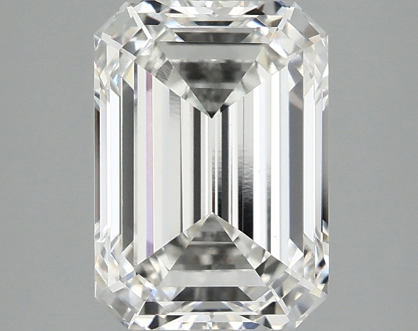 3.06 CT Emerald Diamond