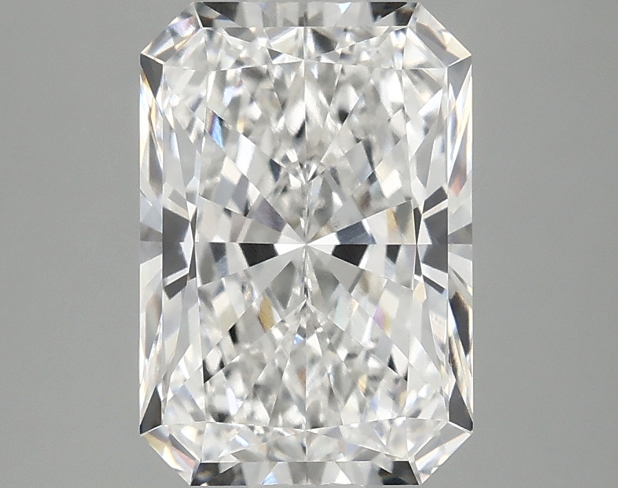 3.10 CT Radiant Diamond