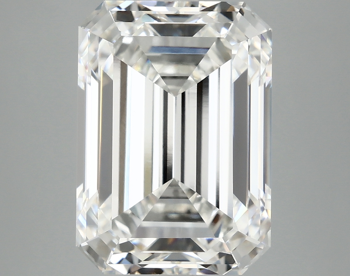 7.20 CT Emerald Diamond