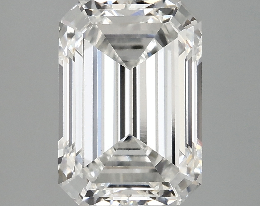 3.07 CT Emerald Diamond