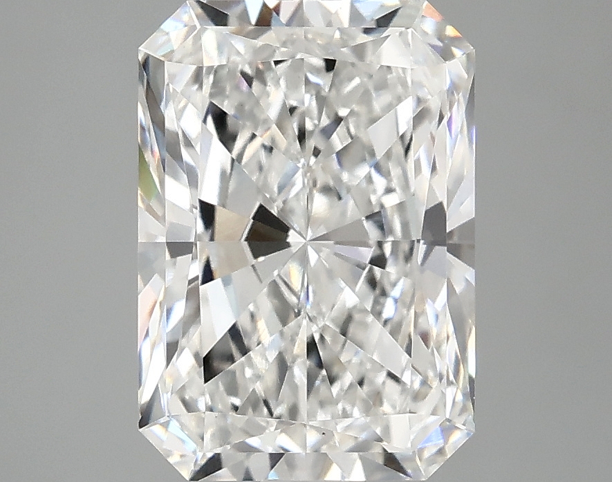 3.10 CT Radiant Diamond