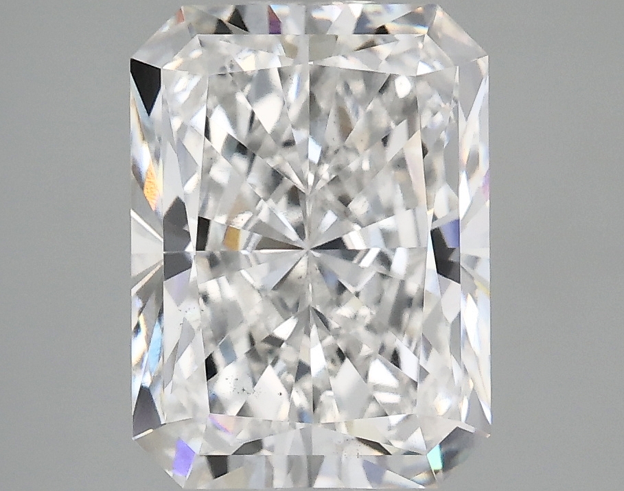 3.10 CT Radiant Diamond