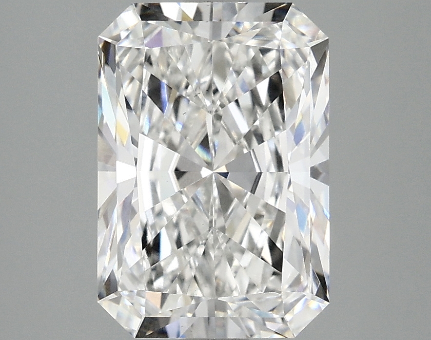 3.04 CT Radiant Diamond