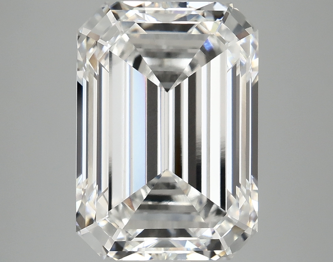 7.13 CT Emerald Diamond