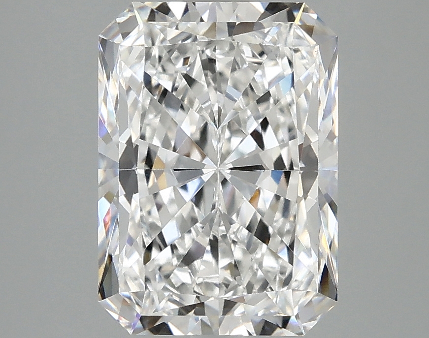 3.04 CT Radiant Diamond