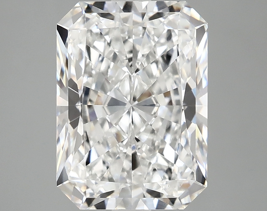 3.10 CT Radiant Diamond