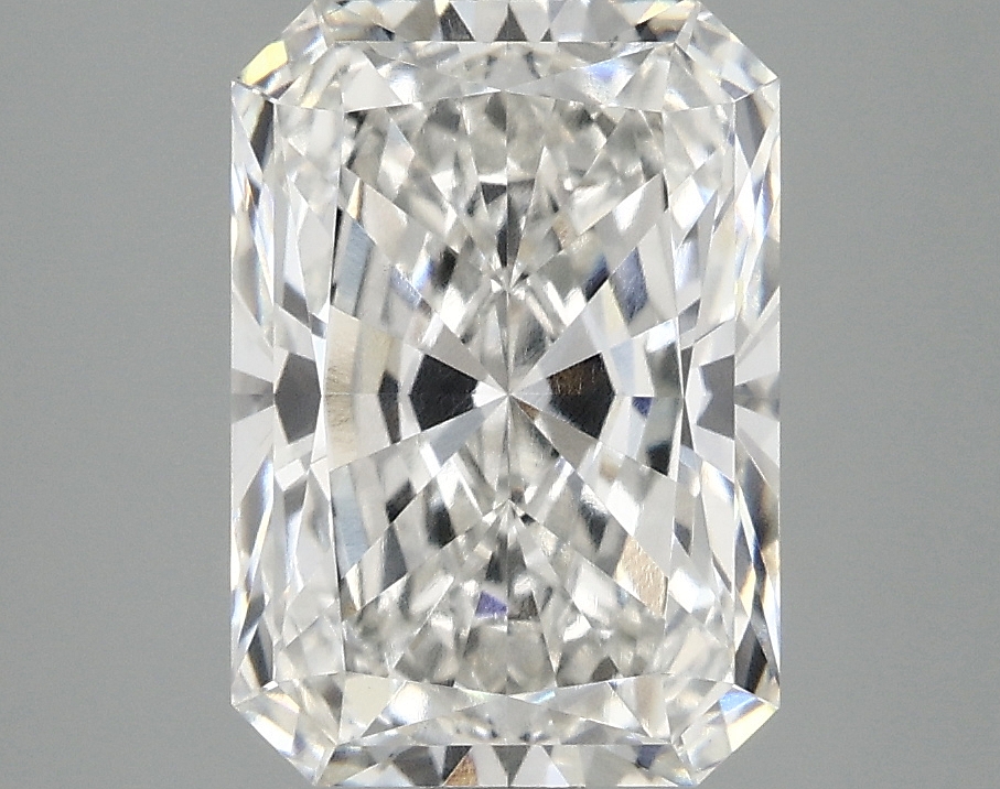 3.08 CT Radiant Diamond