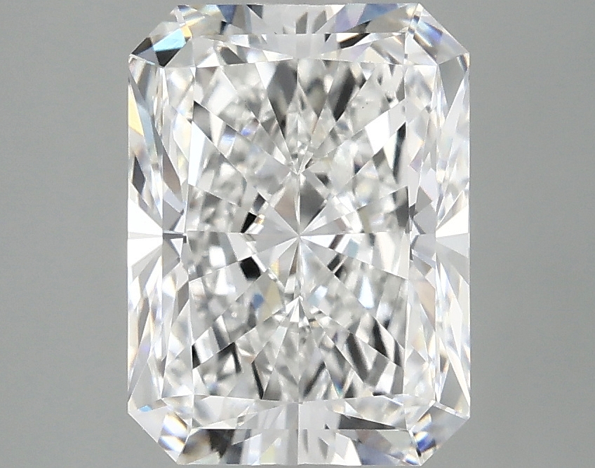 3.01 CT Radiant Diamond