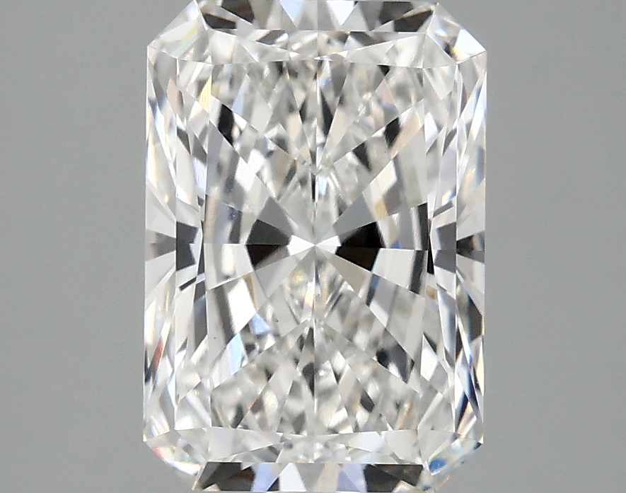 3.10 CT Radiant Diamond