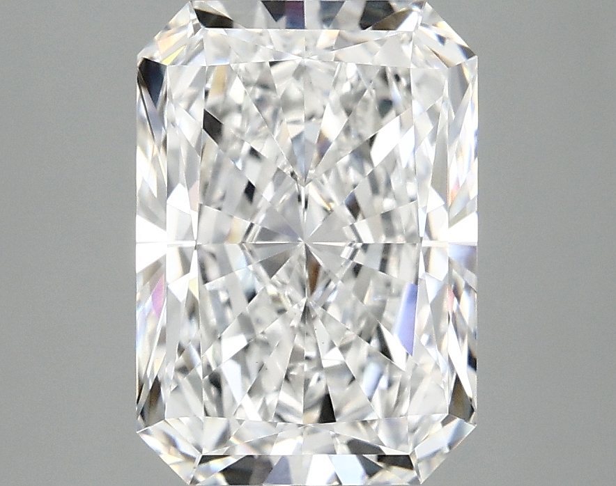 3.10 CT Radiant Diamond
