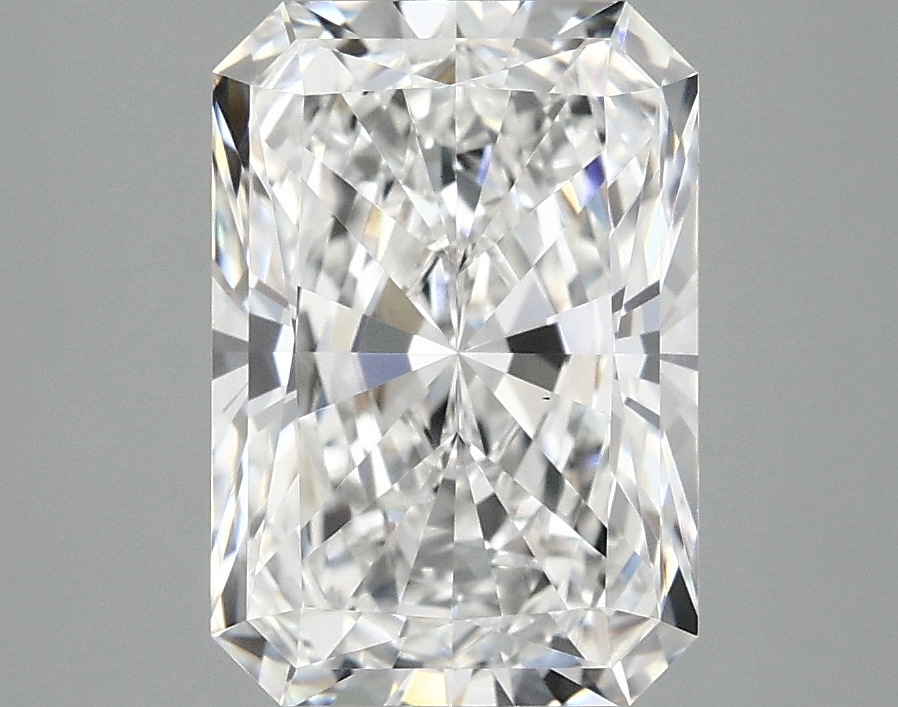 3.10 CT Radiant Diamond