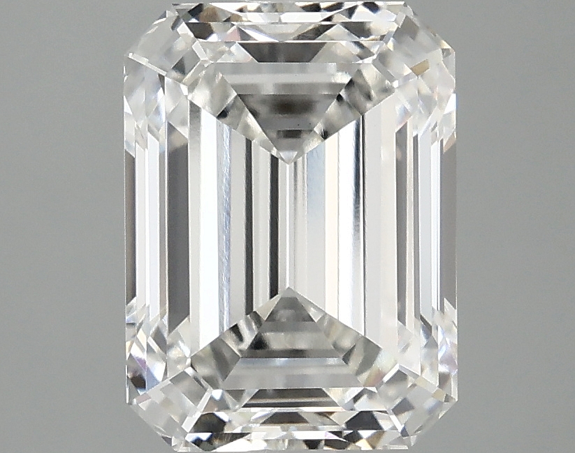 3.07 CT Emerald Diamond