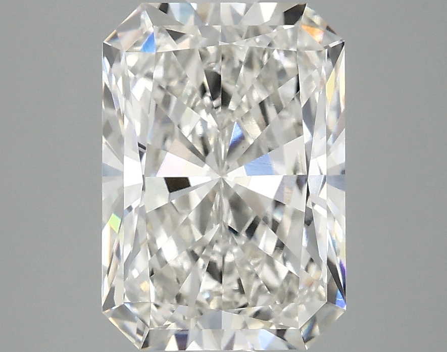 3.10 CT Radiant Diamond