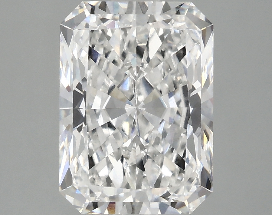3.10 CT Radiant Diamond