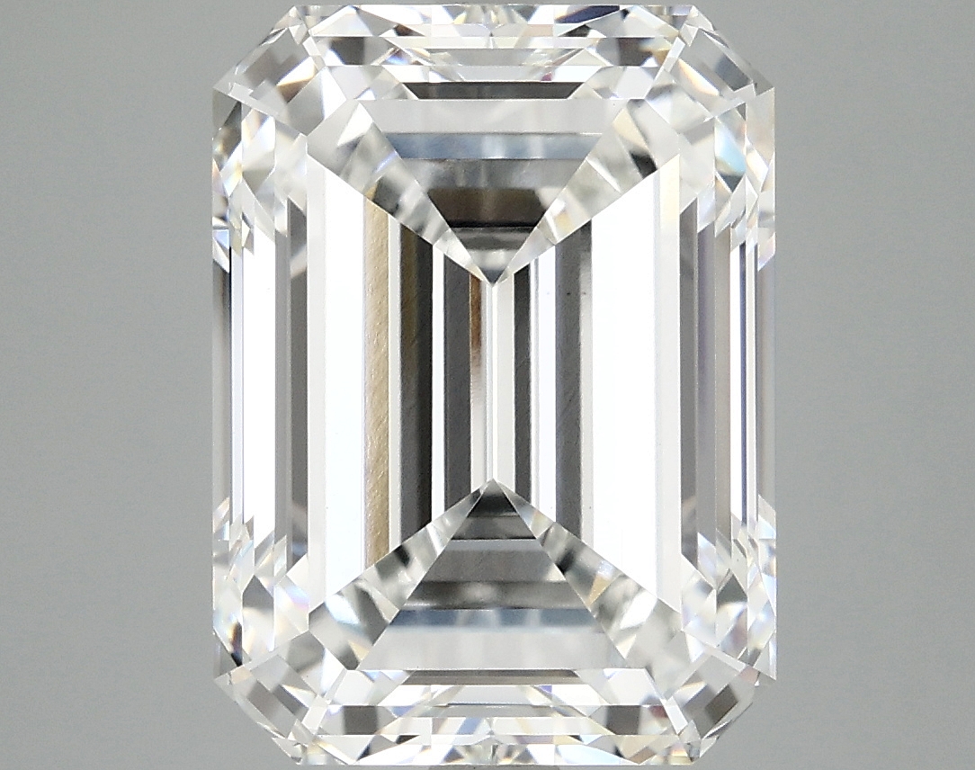 7.05 CT Emerald Diamond