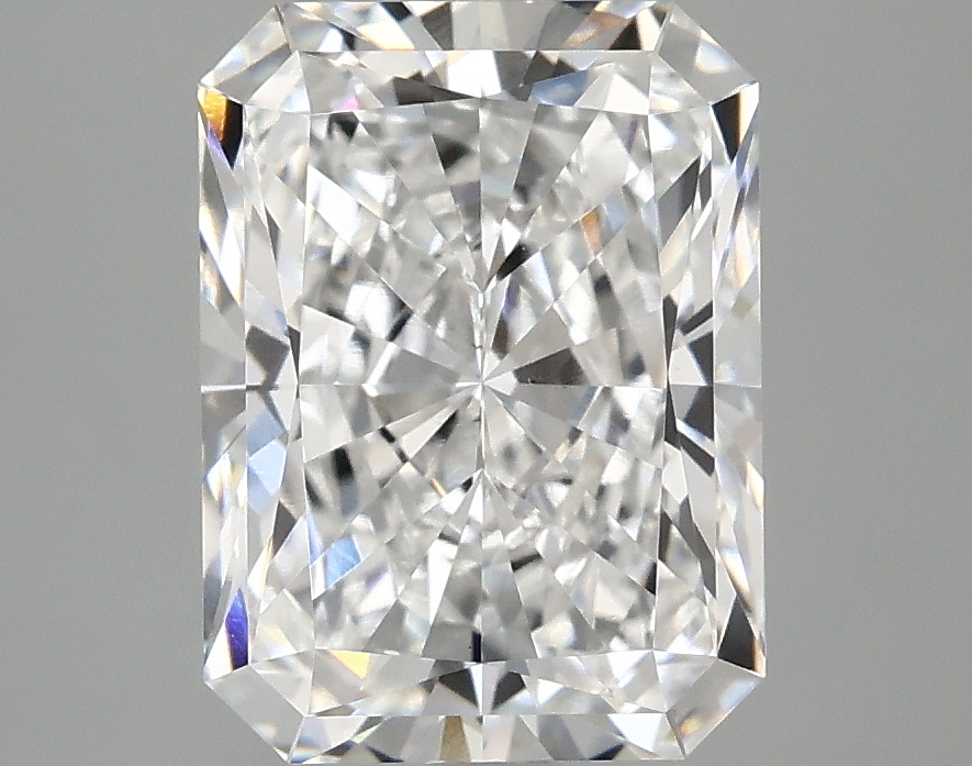 3.09 CT Radiant Diamond