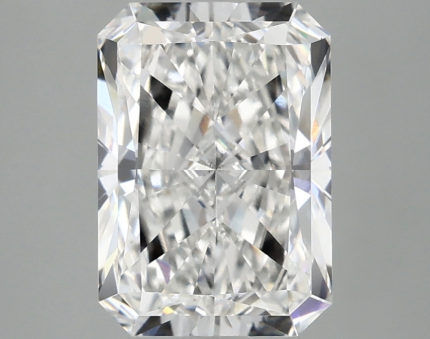 3.05 CT Radiant Diamond