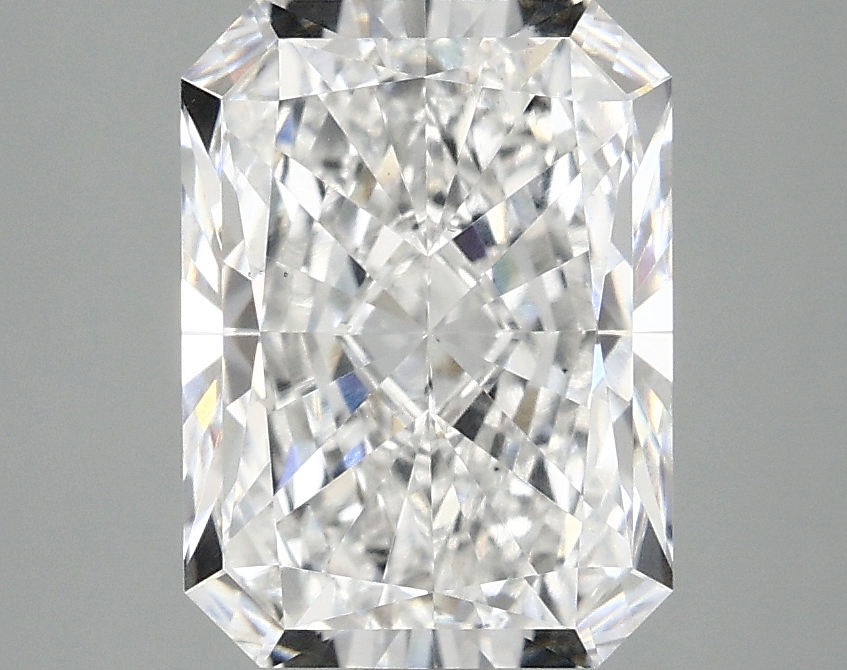 3.10 CT Radiant Diamond