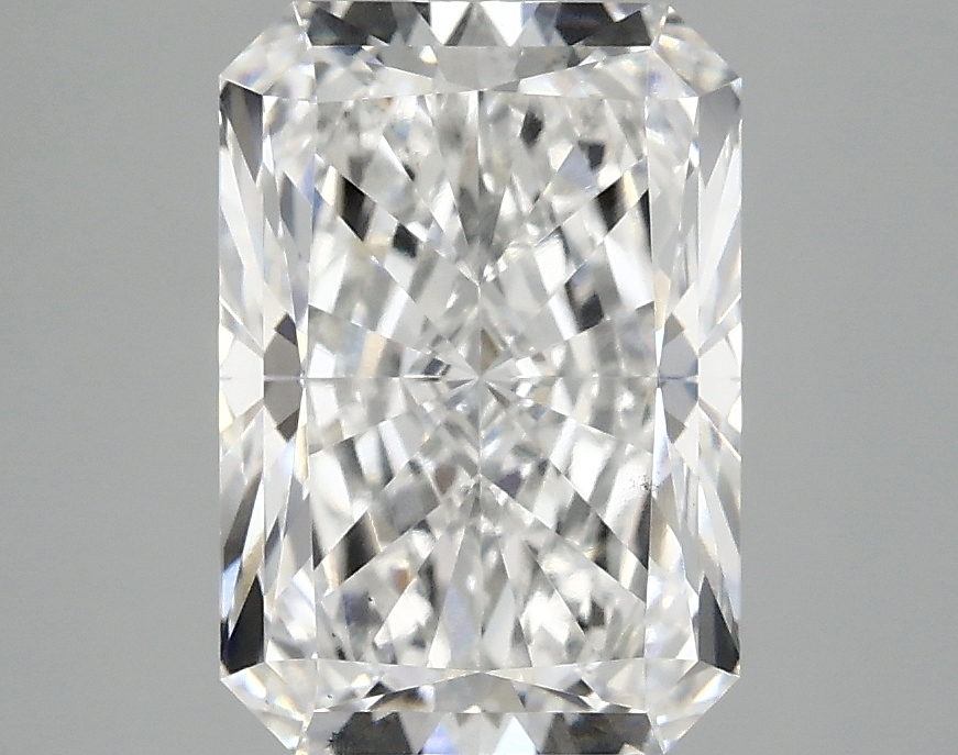 3.07 CT Radiant Diamond