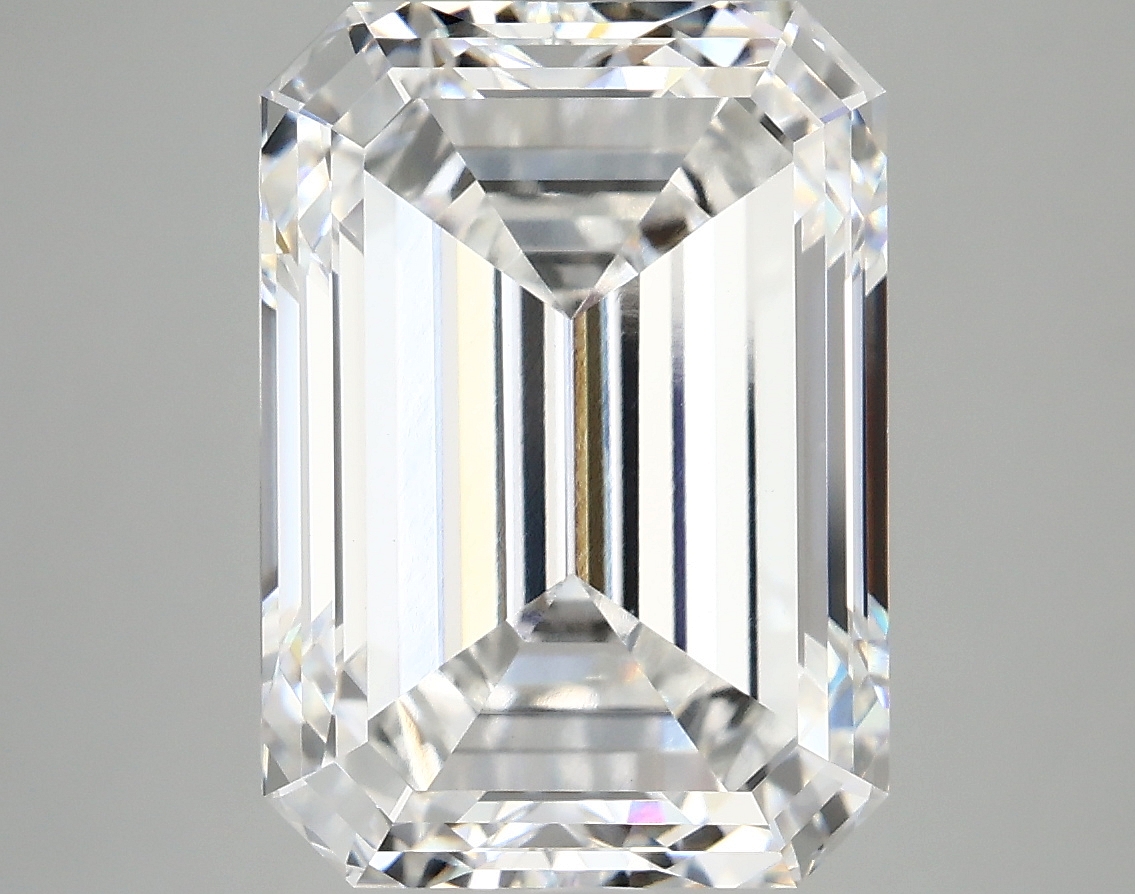 7.14 CT Emerald Diamond