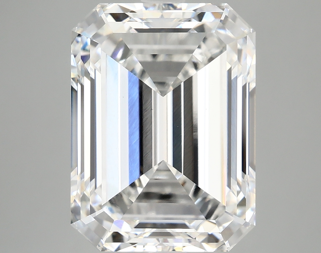 7.05 CT Emerald Diamond