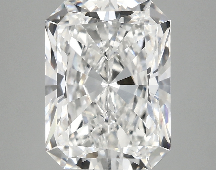 3.10 CT Radiant Diamond