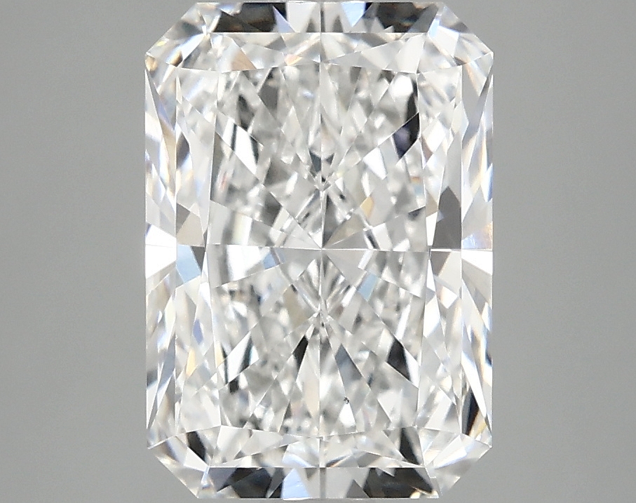 3.10 CT Radiant Diamond
