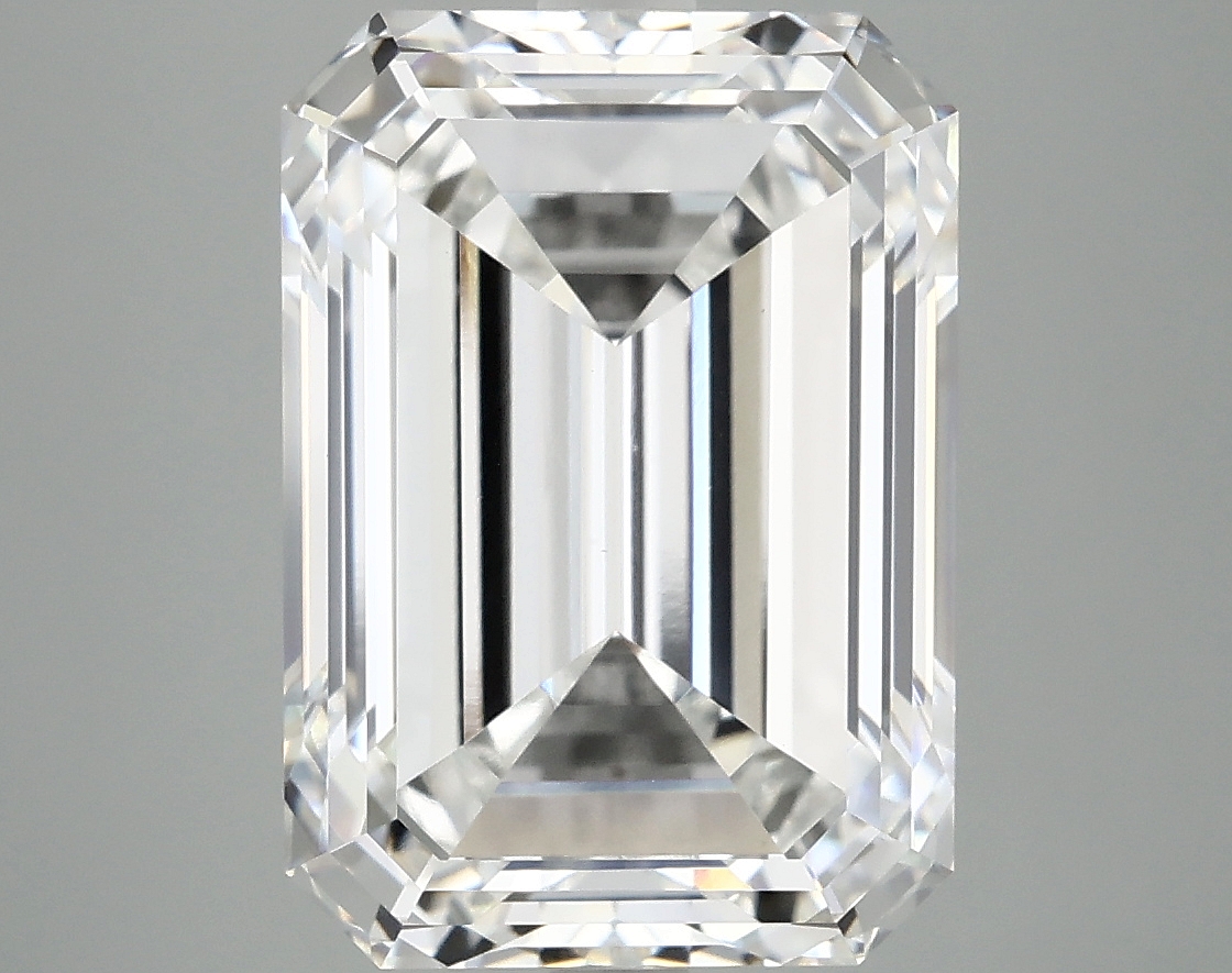 7.05 CT Emerald Diamond